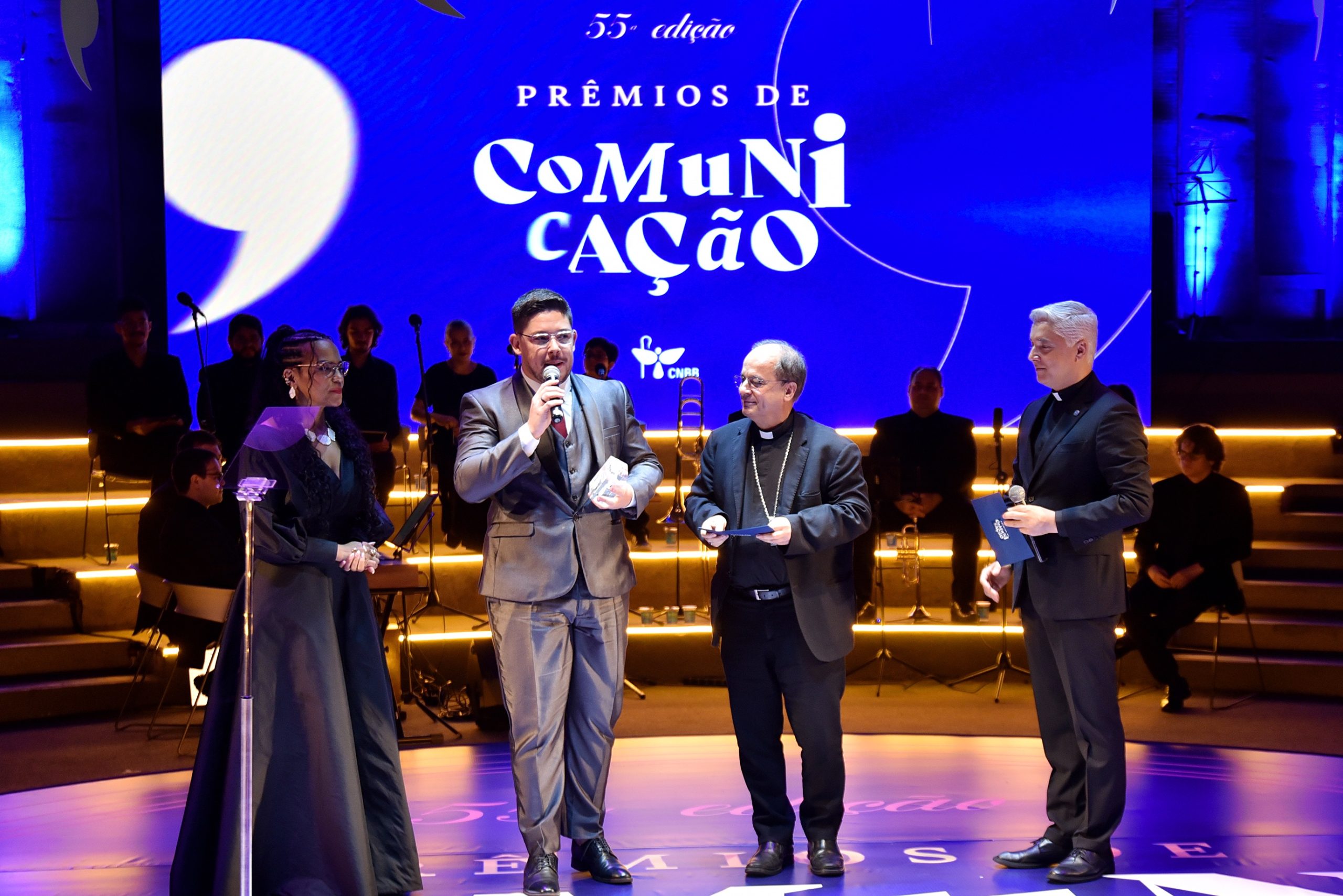 Egresso do PPGCom vence o Prêmio Papa Francisco na 55ª edição dos Prêmios de Comunicação da CNBB